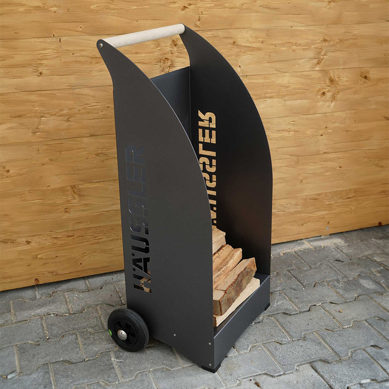 Fahrbarer Holzwagen